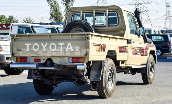 Buy Import 2018 Toyota Land Cruiser in Import - Dubai, Bandarban Buy Import 2018 Toyota Land Cruiser in Import - Dubai, Bandarban