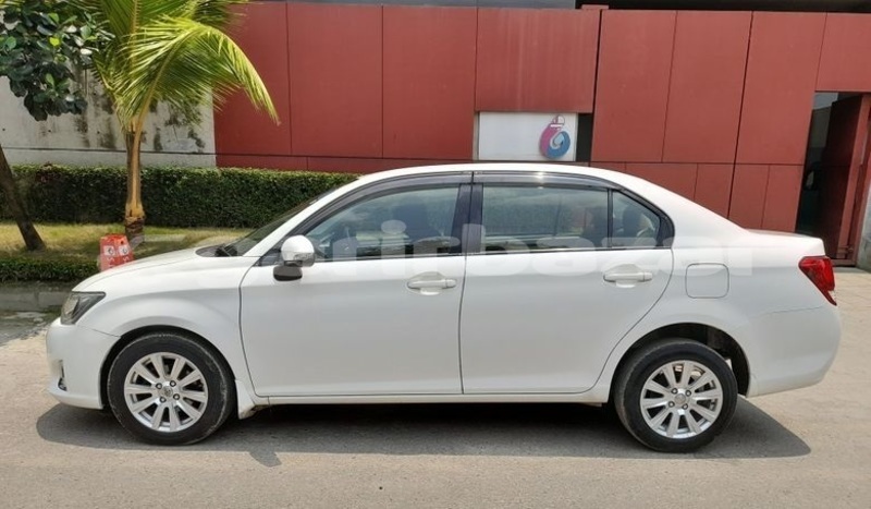 Big with watermark toyota axio dhaka dhaka 5710