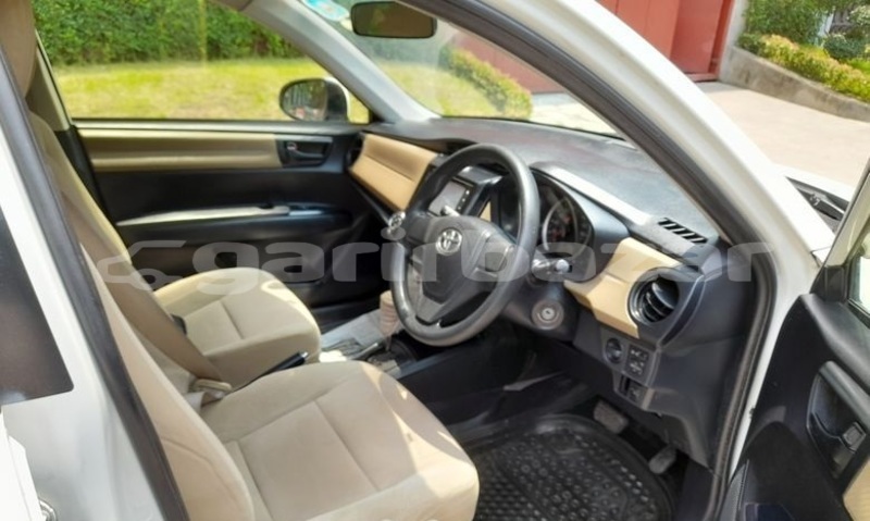 Big with watermark toyota axio dhaka dhaka 5710