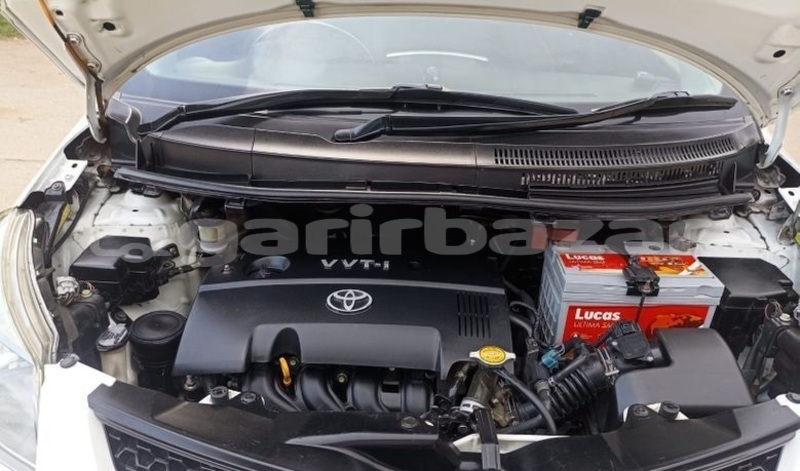 Big with watermark toyota ist dhaka dhaka 5733