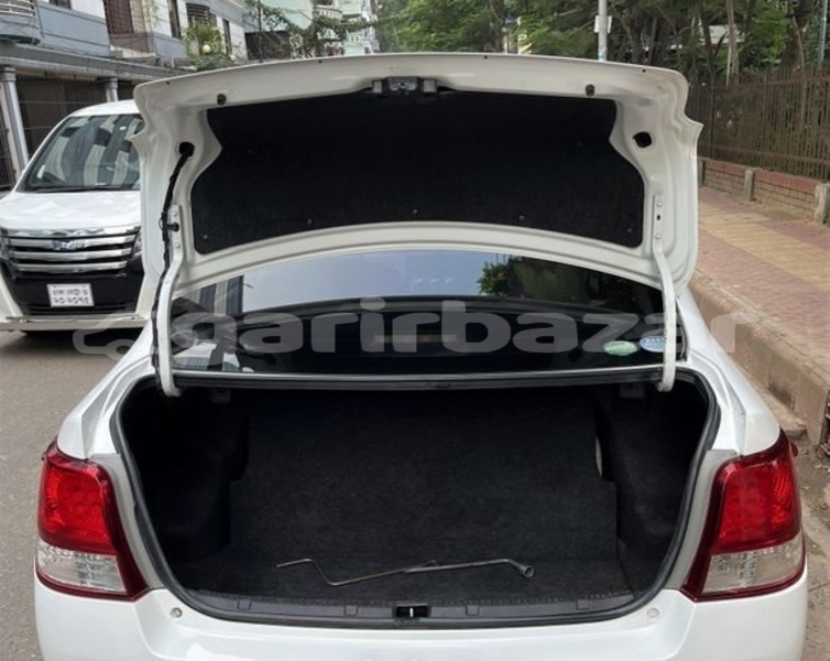Big with watermark toyota axio dhaka dhaka 5809