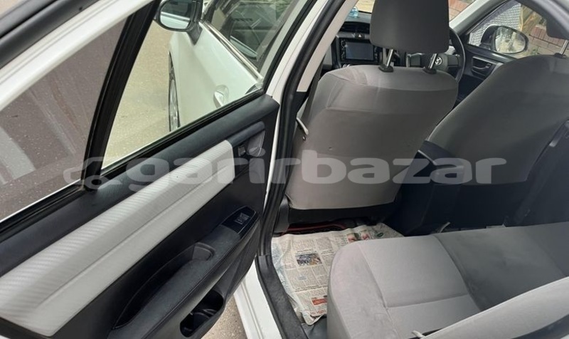 Big with watermark toyota axio dhaka dhaka 5809