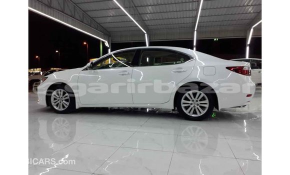 Buy Import 2014 Lexus ES in Import - Dubai, Bandarban Buy Import 2014 Lexus ES in Import - Dubai, Bandarban
