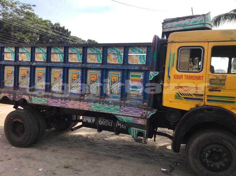 Big with watermark hino 300 series dhaka dhaka 5845