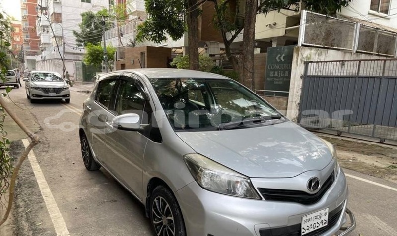 Big with watermark toyota vitz dhaka dhaka 5854