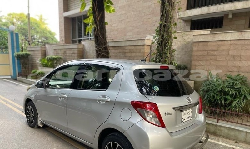 Big with watermark toyota vitz dhaka dhaka 5854