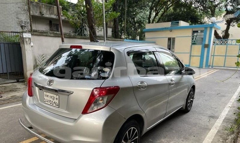 Big with watermark toyota vitz dhaka dhaka 5854