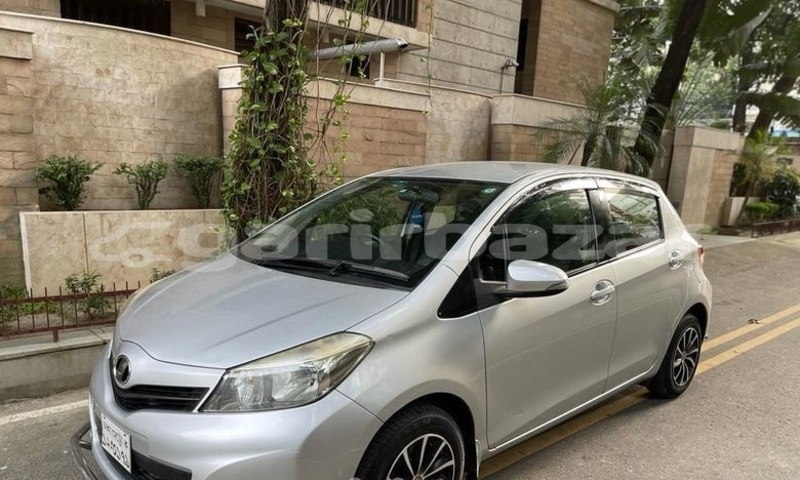 Big with watermark toyota vitz dhaka dhaka 5854