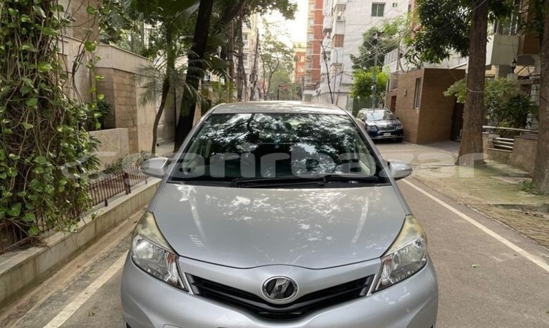 Big with watermark toyota vitz dhaka dhaka 5854