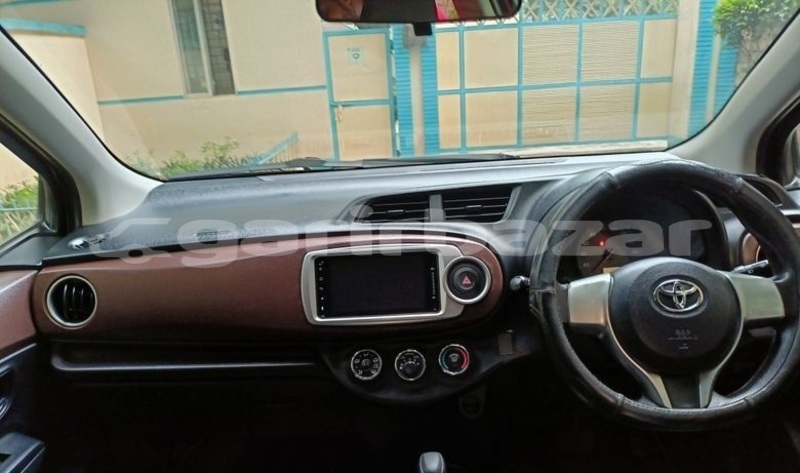 Big with watermark toyota vitz dhaka dhaka 5872