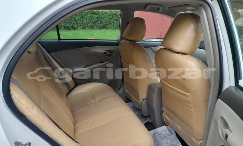Big with watermark toyota axio dhaka dhaka 5885
