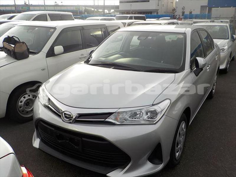 Big with watermark toyota axio dhaka dhaka 5940