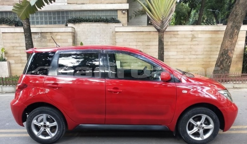 Big with watermark toyota ist dhaka dhaka 5946
