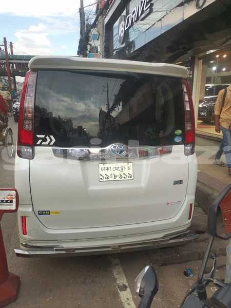 Big with watermark toyota noah dhaka dhaka 5988