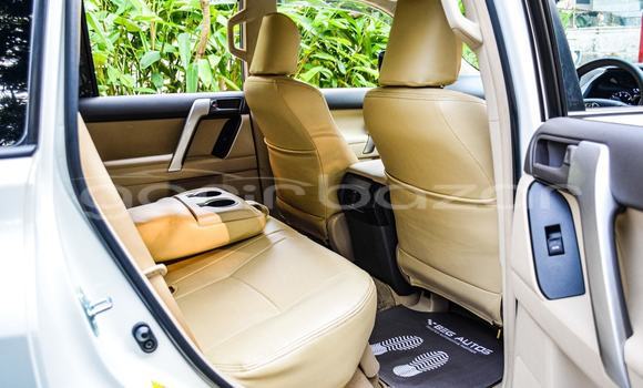Buy Used 2018 Toyota Land Cruiser Prado in Dhaka, Dhaka Buy Used 2018 Toyota Land Cruiser Prado in Dhaka, Dhaka