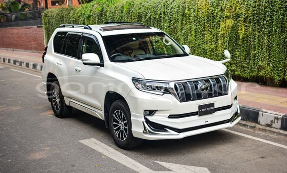 Buy Used 2018 Toyota Land Cruiser Prado in Dhaka, Dhaka Buy Used 2018 Toyota Land Cruiser Prado in Dhaka, Dhaka