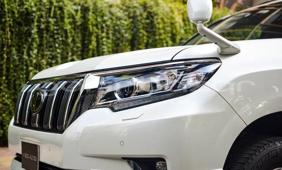 Buy Used 2018 Toyota Land Cruiser Prado in Dhaka, Dhaka Buy Used 2018 Toyota Land Cruiser Prado in Dhaka, Dhaka