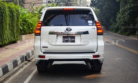 Buy Used 2018 Toyota Land Cruiser Prado in Dhaka, Dhaka Buy Used 2018 Toyota Land Cruiser Prado in Dhaka, Dhaka