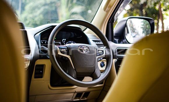Buy Used 2018 Toyota Land Cruiser Prado in Dhaka, Dhaka Buy Used 2018 Toyota Land Cruiser Prado in Dhaka, Dhaka