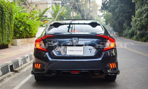 Buy Used 2017 Honda Civic in Dhaka, Dhaka Buy Used 2017 Honda Civic in Dhaka, Dhaka