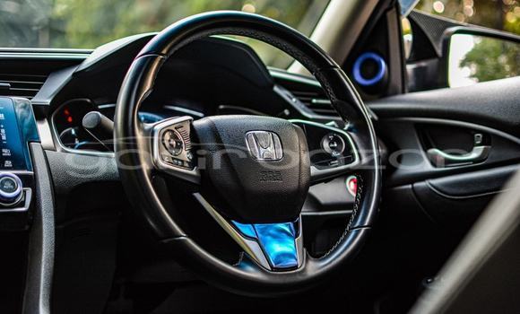 Buy Used 2017 Honda Civic in Dhaka, Dhaka Buy Used 2017 Honda Civic in Dhaka, Dhaka