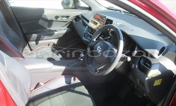 Buy Import 2017 Toyota CH-R in Dhaka, Dhaka Buy Import 2017 Toyota CH-R in Dhaka, Dhaka