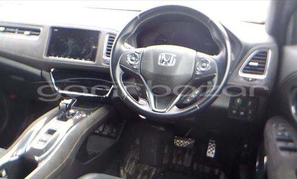 Buy Import 2018 Honda Vezel in Dhaka, Dhaka Buy Import 2018 Honda Vezel in Dhaka, Dhaka