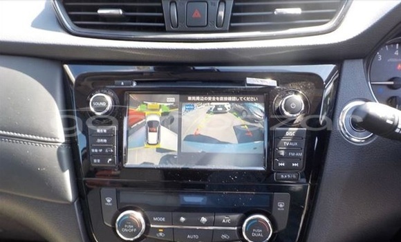 Buy Import 2017 Nissan X-Trail in Dhaka, Dhaka Buy Import 2017 Nissan X-Trail in Dhaka, Dhaka