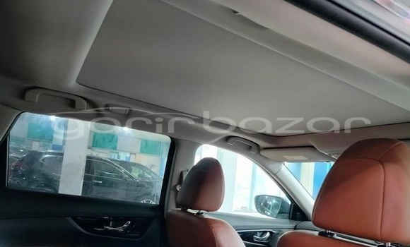 Buy Import 2020 Nissan X-Trail in Dhaka, Dhaka Buy Import 2020 Nissan X-Trail in Dhaka, Dhaka