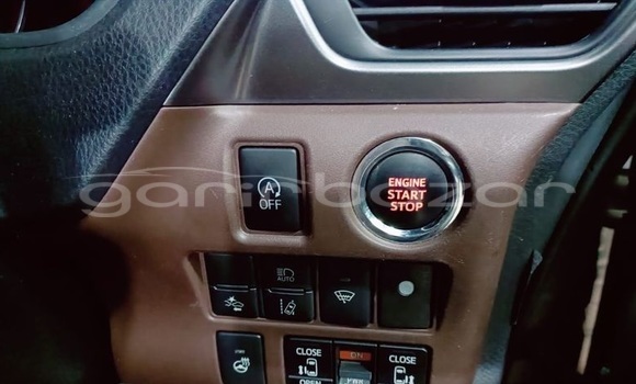 কেনা আমদানি Toyota Esquire Brown গাড়ী মধ্যে ঢাকা মধ্যে Dhaka কেনা আমদানি Toyota Esquire Brown গাড়ী মধ্যে ঢাকা মধ্যে Dhaka