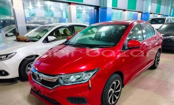 Buy Import 2017 Honda Grace in Dhaka, Dhaka Buy Import 2017 Honda Grace in Dhaka, Dhaka