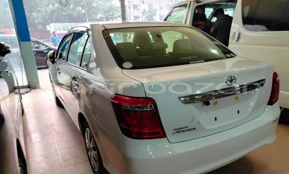 Buy Import 2017 Toyota Axio in Dhaka, Dhaka Buy Import 2017 Toyota Axio in Dhaka, Dhaka