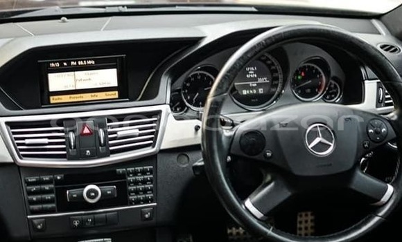 Buy Used 2010 Mercedes-Benz E–Class in Dhaka, Dhaka Buy Used 2010 Mercedes-Benz E–Class in Dhaka, Dhaka