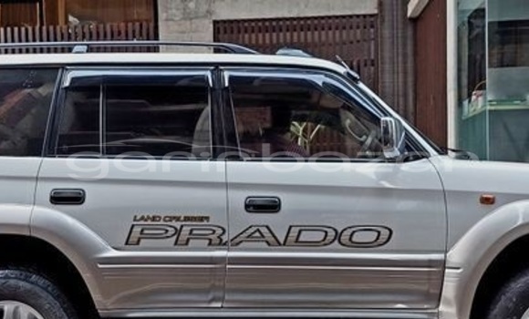 Buy Used 2002 Toyota Land Cruiser Prado in Dhaka, Dhaka Buy Used 2002 Toyota Land Cruiser Prado in Dhaka, Dhaka