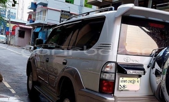 Buy Used 2002 Toyota Land Cruiser Prado in Dhaka, Dhaka Buy Used 2002 Toyota Land Cruiser Prado in Dhaka, Dhaka