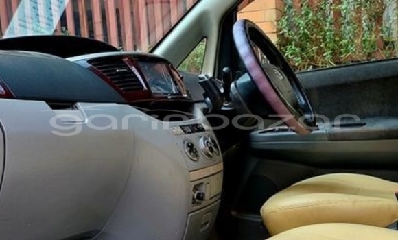 কেনা ব্যবহৃত Toyota Noah Black গাড়ী মধ্যে ঢাকা মধ্যে Dhaka কেনা ব্যবহৃত Toyota Noah Black গাড়ী মধ্যে ঢাকা মধ্যে Dhaka