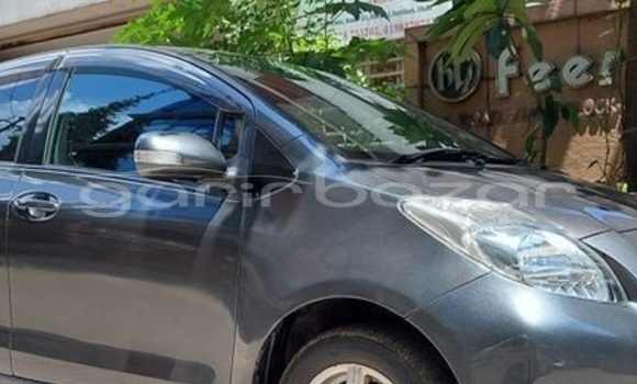 Buy Used 2010 Toyota Vitz in Dhaka, Dhaka Buy Used 2010 Toyota Vitz in Dhaka, Dhaka
