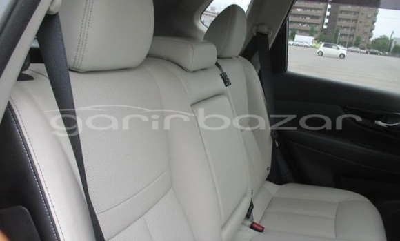 Buy Import 2017 Nissan X-Trail in Dhaka, Dhaka Buy Import 2017 Nissan X-Trail in Dhaka, Dhaka