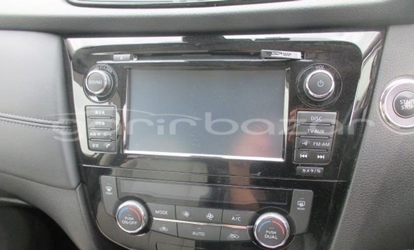 Buy Import 2017 Nissan X-Trail in Dhaka, Dhaka Buy Import 2017 Nissan X-Trail in Dhaka, Dhaka