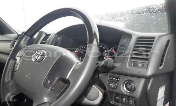 Buy Import 2019 Toyota Hiace in Dhaka, Dhaka Buy Import 2019 Toyota Hiace in Dhaka, Dhaka