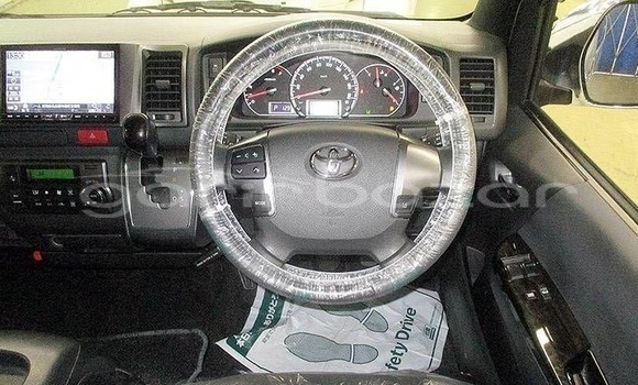 Buy Import 2019 Toyota Hiace in Dhaka, Dhaka Buy Import 2019 Toyota Hiace in Dhaka, Dhaka