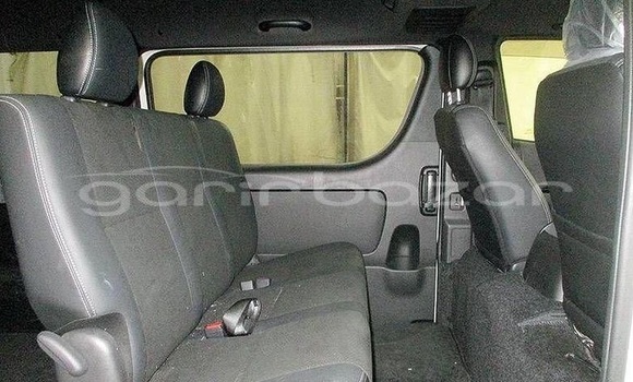 Buy Import 2019 Toyota Hiace in Dhaka, Dhaka Buy Import 2019 Toyota Hiace in Dhaka, Dhaka