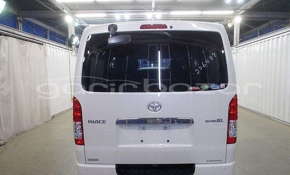 Buy Import 2019 Toyota Hiace in Dhaka, Dhaka Buy Import 2019 Toyota Hiace in Dhaka, Dhaka