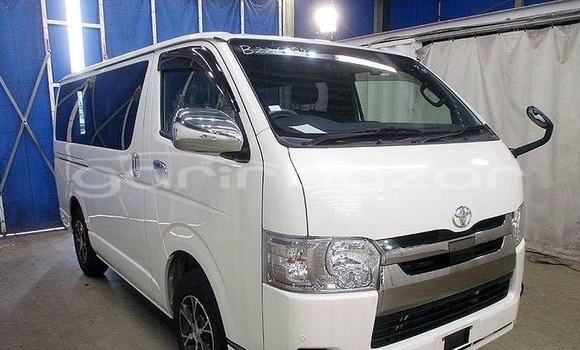 Buy Import 2019 Toyota Hiace in Dhaka, Dhaka Buy Import 2019 Toyota Hiace in Dhaka, Dhaka
