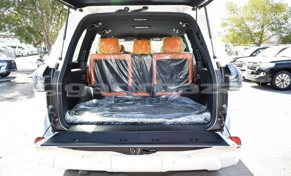 কেনা আমদানি Lexus LX White গাড়ী মধ্যে ইম্পোর্ট - দুবাই মধ্যে Bandarban কেনা আমদানি Lexus LX White গাড়ী মধ্যে ইম্পোর্ট - দুবাই মধ্যে Bandarban