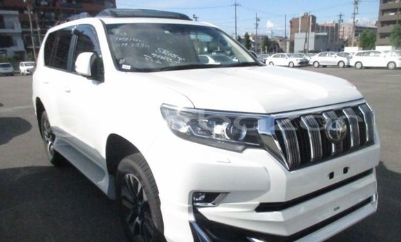 Buy Import 2022 Toyota Land Cruiser Prado in Dhaka, Dhaka Buy Import 2022 Toyota Land Cruiser Prado in Dhaka, Dhaka