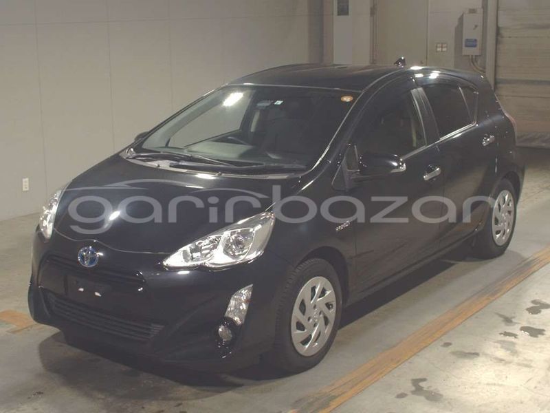 Big with watermark toyota aqua dhaka dhaka 6116