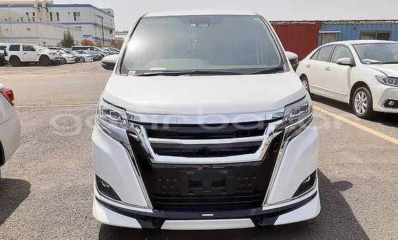 কেনা নতুন Toyota Esquire White গাড়ী মধ্যে ঢাকা মধ্যে Dhaka কেনা নতুন Toyota Esquire White গাড়ী মধ্যে ঢাকা মধ্যে Dhaka