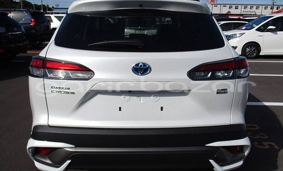 কেনা নতুন Toyota Corolla Cross White গাড়ী মধ্যে ঢাকা মধ্যে Dhaka কেনা নতুন Toyota Corolla Cross White গাড়ী মধ্যে ঢাকা মধ্যে Dhaka