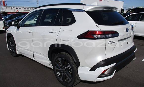 কেনা নতুন Toyota Corolla Cross White গাড়ী মধ্যে ঢাকা মধ্যে Dhaka কেনা নতুন Toyota Corolla Cross White গাড়ী মধ্যে ঢাকা মধ্যে Dhaka